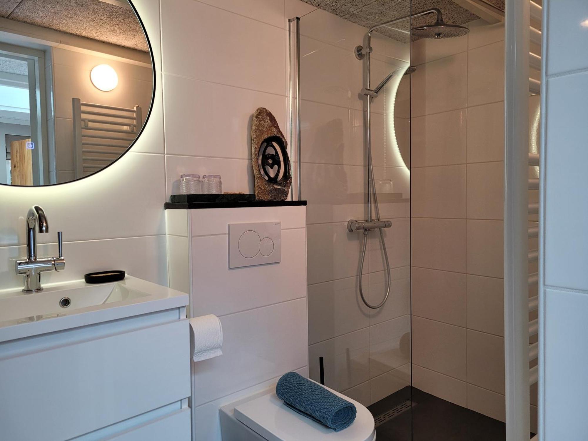 Tiny Villa De Haas Met Infraroodsauna Egmond aan Zee Luaran gambar