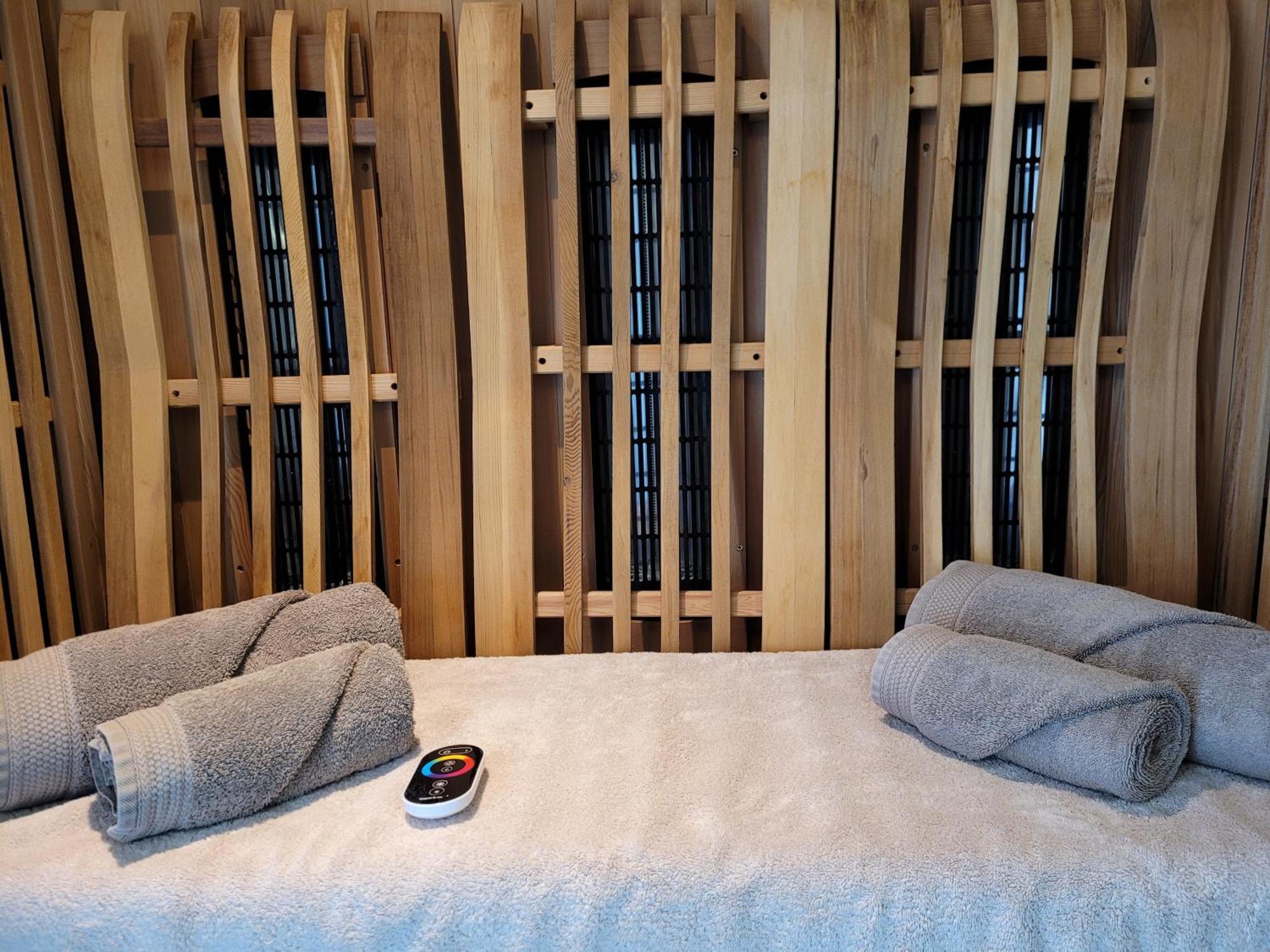 Tiny Villa De Haas Met Infraroodsauna Egmond aan Zee Luaran gambar