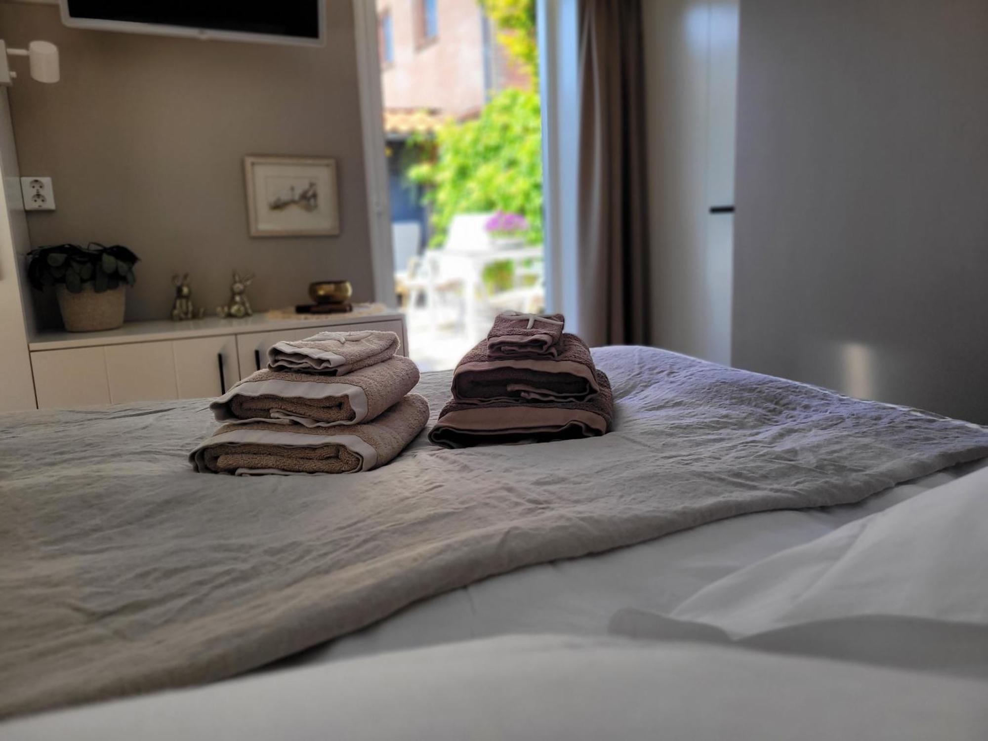 Tiny Villa De Haas Met Infraroodsauna Egmond aan Zee Luaran gambar