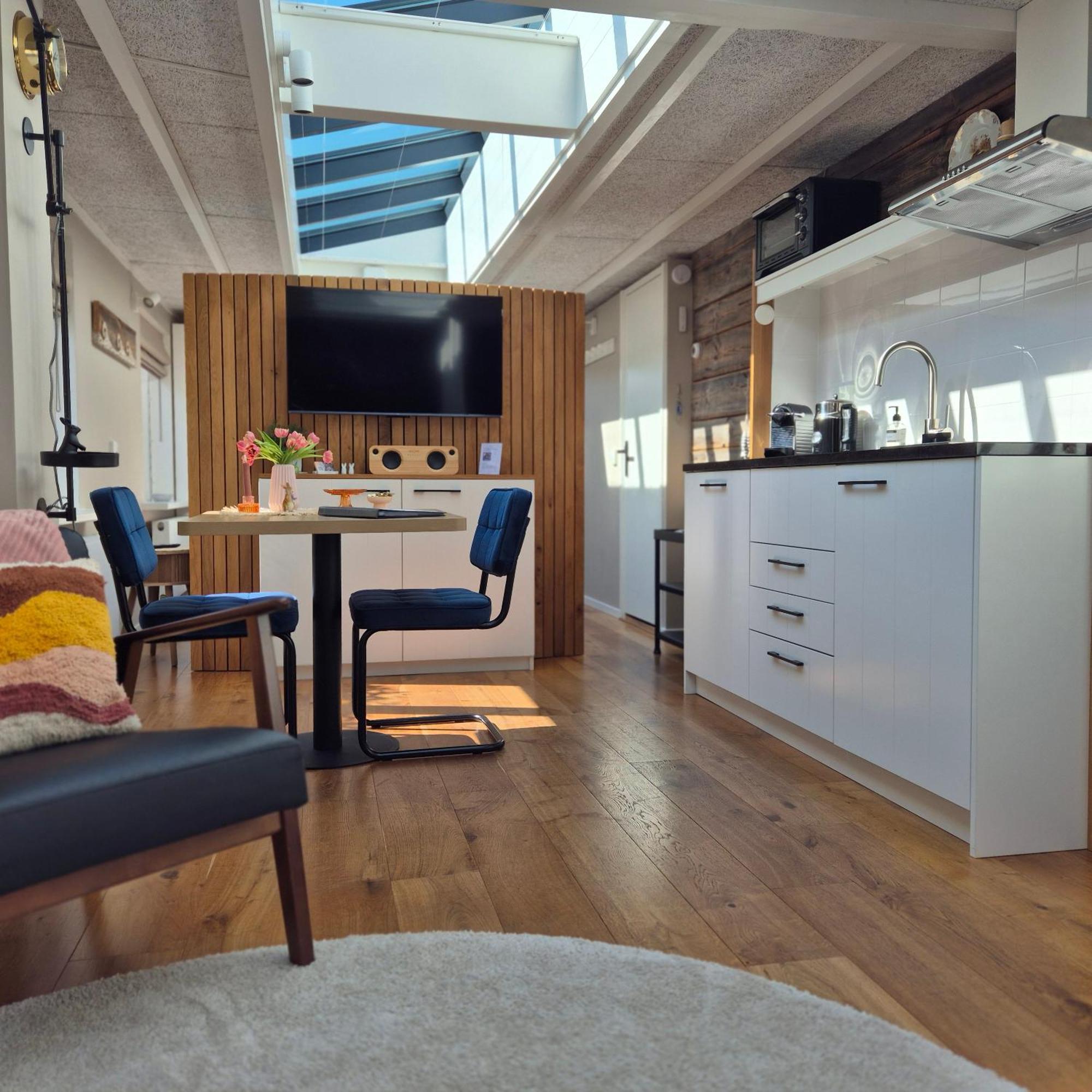 Tiny Villa De Haas Met Infraroodsauna Egmond aan Zee Luaran gambar
